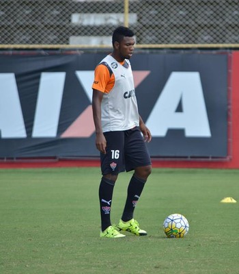 marcelo; marcelo vitória (Foto: Francisco Galvão / EC Vitória)