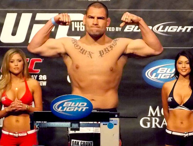 Cain Velasquez na pesagem do UFC 146 (Foto: Adriano Caldas / Globoesporte.com)