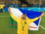 Thiago Maia abre bandeira de Roraima após conquista do ouro, no Maracanã