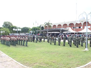 Governador autorizou contratação durante cerimônia de posse do novo comandante da PM (Foto: Gustavo Almeida/G1)
