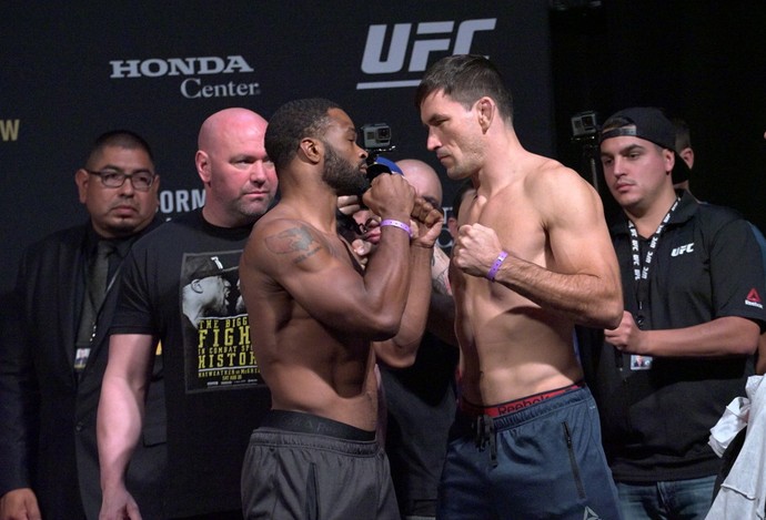 Tyron Woodley x Demian Maia, encarada, pesagem UFC 214 (Foto: Evelyn Rodrigues)