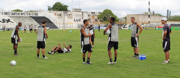 Elenco do Treze se reapresenta neste domingo para primeiros treinos para jogo contra o Ceará pela Copa do Nordeste (Foto: Ascom Treze FC)