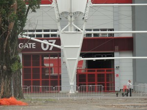 Inter treina com portões fechados no Beira-Rio (Foto: Tomás Hammes / GloboEsporte.com)