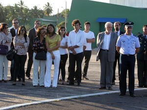 Corpo de Marcelo Déda, governador de Sergipe, chega a Salvador (Foto: Manu Dias/GOVBA)