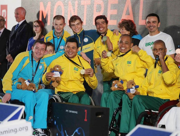 Brasil conquista o ouro no revezamento 4 por 50m livre do Mundial Paralímpico (Foto: Marcelo Régua/CPB) Brasil conquista o ouro no revezamento 4 por 50m livre do Mundial Paralímpico (Foto: Marcelo Régua/CPB)