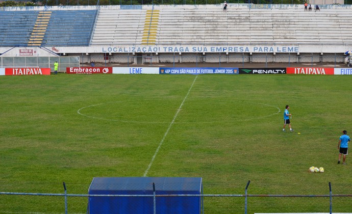Estádio Bruno Lazzarini, Leme (Foto: Angelo Tedeschi)