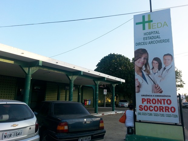 Hospital Estadual Dirceu Arcoverde é o maior centro médico do Litoral do Piauí (Foto: Patrícia Andrade/G1)