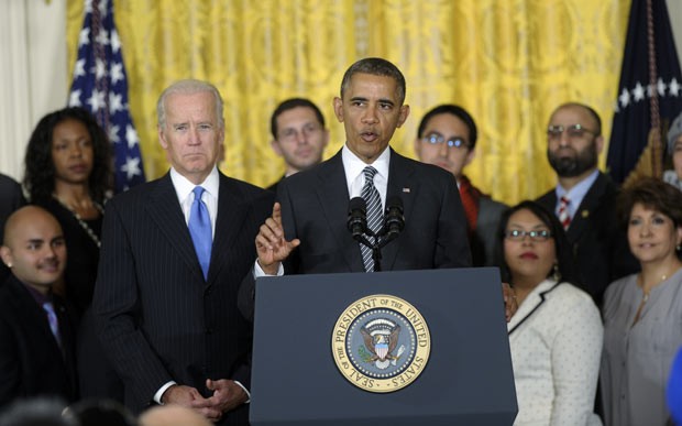 O presidente dos EUA, Barack Obama, fala sobre reforma migratória nesta quinta-feira (24) na Casa Branca (Foto: AFP)