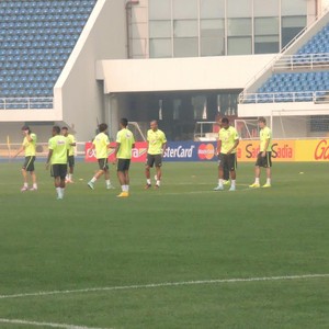 Seleção brasileira, treino Pequim (Foto: Alexandre Lozetti)