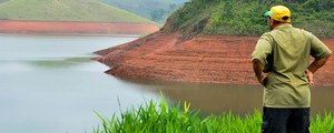 Plano emergencial da crise hídrica em São Paulo prevê rodízio (Plano emergencial da crise hídrica em SP prevê rodízio (Nilton Cardin/Estadão Conteúdo))