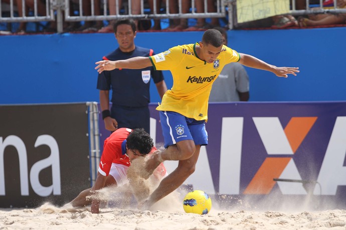 Brasil X Chile, Copa Sul-Americana de futebol de areia (Foto: Marlon Costa / Estadão Conteudo)