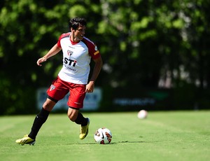 Fabrício no treino do São Paulo (Foto: Marcos Ribolli)