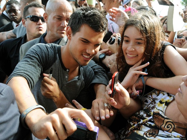 G1 É Legal Ver Kristen Me Dando Uma Surra Diz Taylor Lautner No