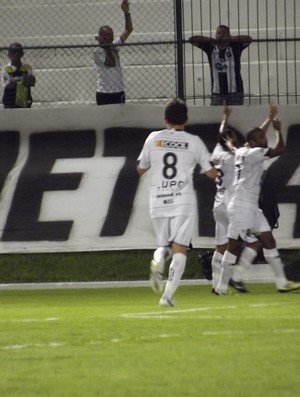 Jheimy comemora gol do ABC contra o Santa Cruz-RN (Foto: Jocaff Souza)