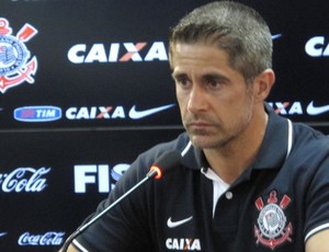 Sylvinho corinthians apresentação (Foto: Rodrigo Faber)