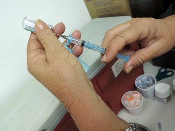 Procura pela vacina contra HPV está baixa (Foto: Katherine Coutinho / G1)