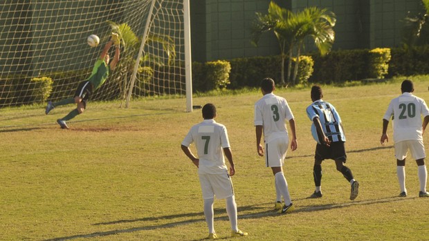 Copa Brasil Sub-15 - Grêmio x Coritiba (Foto: Teylor Soares/SECOM Votorantim)