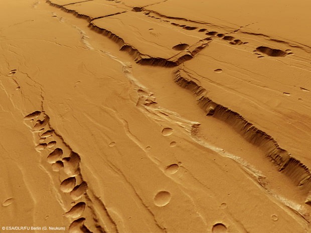 Crateras em região vulcânica de Marte podem ajudar na busca por vida extraterrena (Foto: ESA)