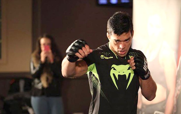 Treino aberto do UFC em Manchester UFC Fight Night 30 : Lyoto Machida (Foto: Reprodução / Facebook)