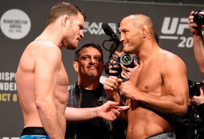 Michael Bisping x Dan Henderson UFC 204 (Foto: Getty Images)