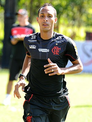 Liedson no treino do Flamengo (Foto: Alexandre Vidal / Fla Imagem)