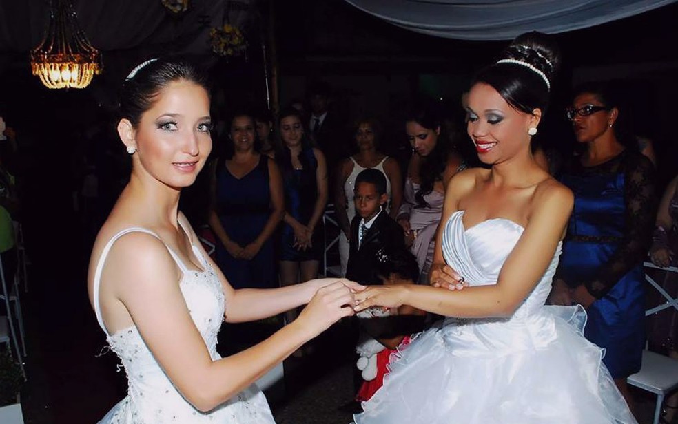 IDENTIDADE MANDACARU CASAMENTO GAY NO BRASIL COMPLETA 4 ANOS DE