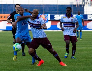 Caxias vence o Macaé e segue líder do Grupo B na Série C (Foto: Geremias Orlandi/SER Caxias)