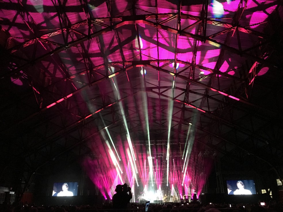 Roberto Carlos se apresentou em Presidente Prudente nesta quinta-feira (30) (Foto: Heloise Hamada/G1)