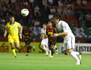 Robinho, meia do Coritiba (Foto: Divulgação / Site oficial do Coritiba)