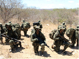Fuzileiros participaram de curso especial no sertão do Rio Grande do Norte (Foto: Elias Medeiros/G1)