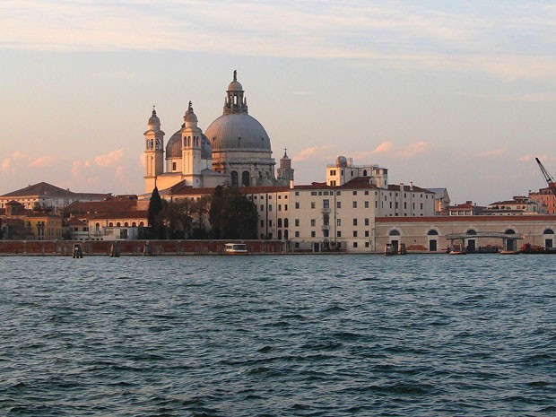 A Basilica di Santa Maria della Salute, em Veneza (Foto: Michelle Locke/AP)