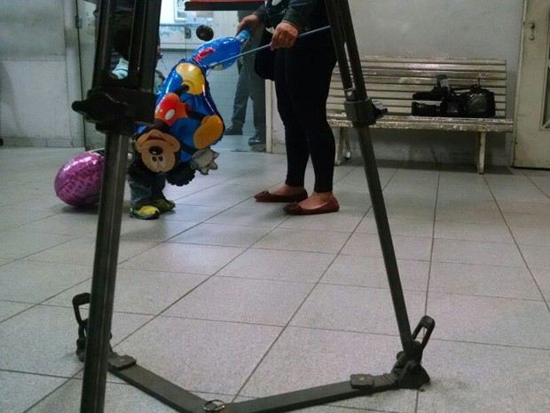 Menino de um ano e meio foi levado até quarto de hotel (Foto: Alexandre Valdívia / G1)