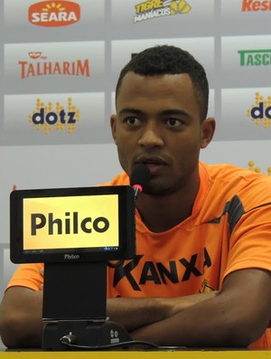 Contra ex-clube e na estreia da Série A, João Vitor quer pontuar no H. H.