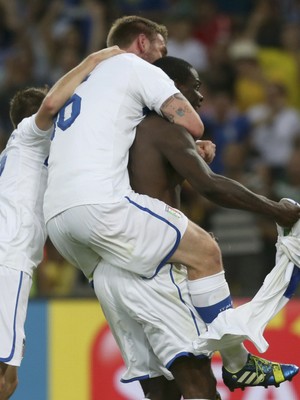 Balotelli marca o gol da vitória
da Itália em cima do México (Pilar Olivares/Reuters)