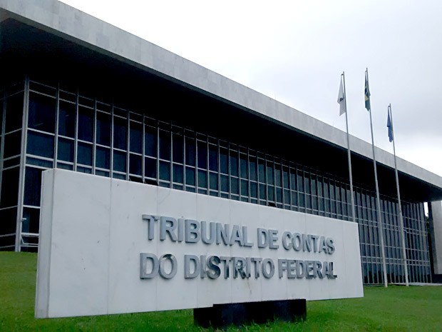 Fachada do prédio do Tribunal de Contas do DF (Foto: Lucas Nanini/G1)