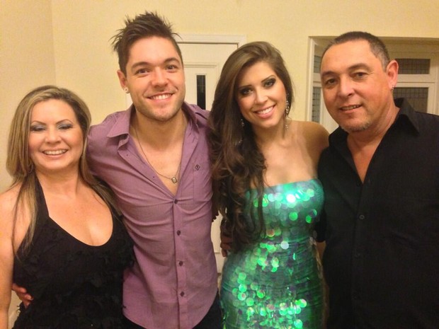Nasser e Andressa, ex-BBBs (Foto: Twitter/Reprodução) Nasser e Andressa, ex-BBBs (Foto: Twitter/Reprodução)
