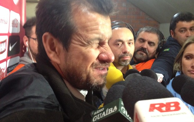 Dunga após o empate contra o Atlético-PR (Foto: Tomas Hammes / GLOBOESPORTE.COM) Dunga após o empate contra o Atlético-PR (Foto: Tomas Hammes / GLOBOESPORTE.COM)