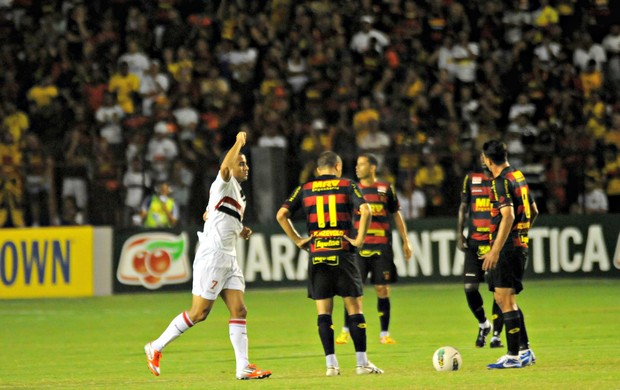 Sport x São Paulo (Foto: Antonio Carneiro/Pernambuco Press)