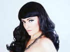 Sem roupa, Luciana Vendramini se inspira em Katy Perry para foto