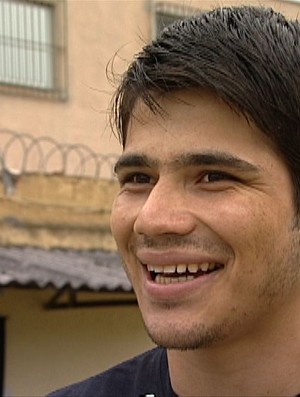 Erick Silva, meio-médio do UFC (Foto: Reprodução/TV Gazeta)