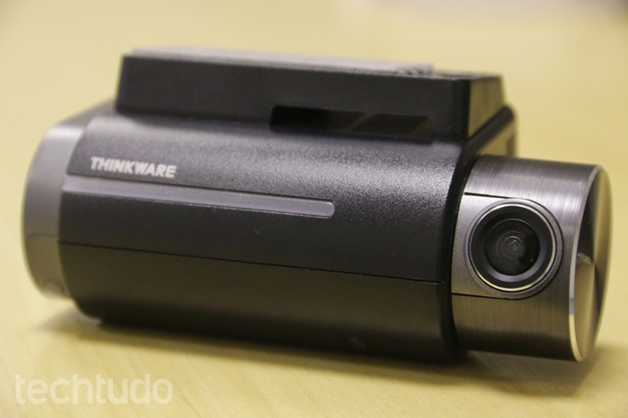 A câmera frontal da Thinkware FXD900 grava em resolução Full HD (Foto: Lucas Mendes/TechTudo) A câmera frontal da Thinkware FXD900 grava em resolução Full HD (Foto: Lucas Mendes/TechTudo)