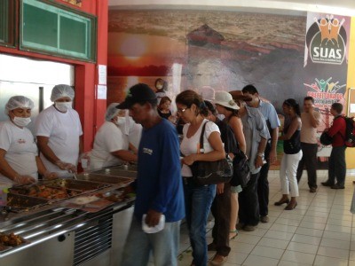 Restaurante Popular em Porto Velho virou ponto de encontro da família, diz administradora (Foto: Larissa Matarésio/G1)
