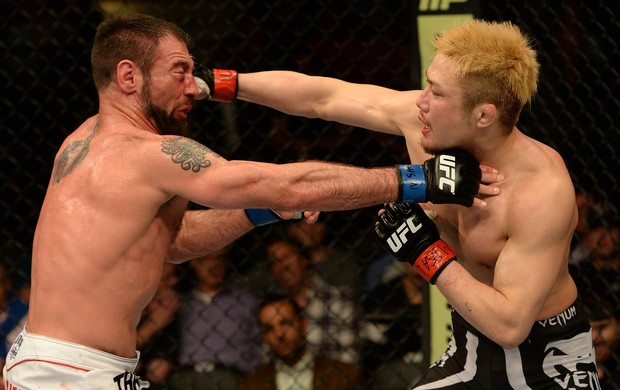 MMA - UFC 172 - Takanori Gomi x Isaac Vallie-Flagg (Foto: Getty Images)