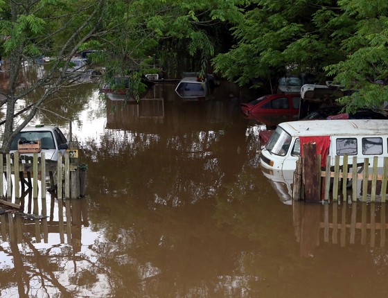 Enchente em Porto Alegre, Rio Grande do Sul (Foto: Tadeu Vilani / Agência RBS / Agência O Globo) Enchente em Porto Alegre, Rio Grande do Sul (Foto: Tadeu Vilani / Agência RBS / Agência O Globo)