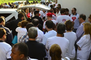 Velório e enterro de Alexandre Pessoal (Foto: Henrique Oliveira e Wallace Barbosa / AgNews)