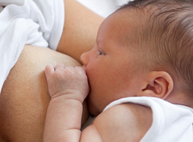 Meu bebê não quer comer: posso dar mais leite? - Grudado Em Você