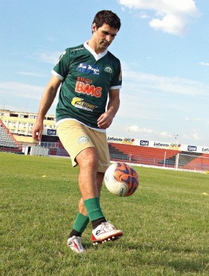 Zagueiro André Turatto é o líder do Verdão  (Foto: Diego Morais / Globoesporte.com)