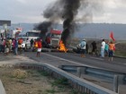 Protestos fecham vários trechos de rodovias federais em Pernambuco