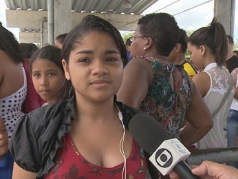 Jaqueline ficou com medo de se atrasar para o Enem (Foto: Reprodução/TV Globo)