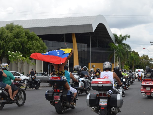 7º Encontro de Motos de Alta Cilindrada reúne motoclubes do Brasil e outros países (Foto: Valéria Oliveira/ G1)